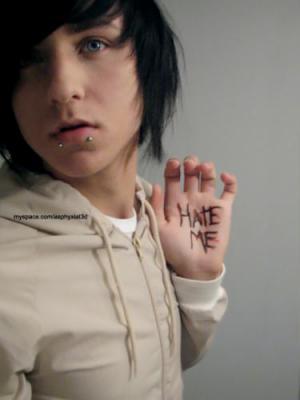 no hate me