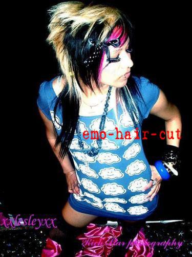 trop belle la meuf  j' adooore cet tof !!!